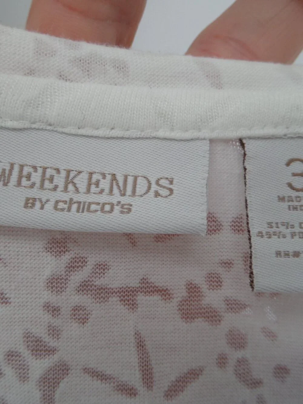 Chico's  Women's 3/4 Sleeve White Background/Blue Floral   Top  Size 3 US XL
